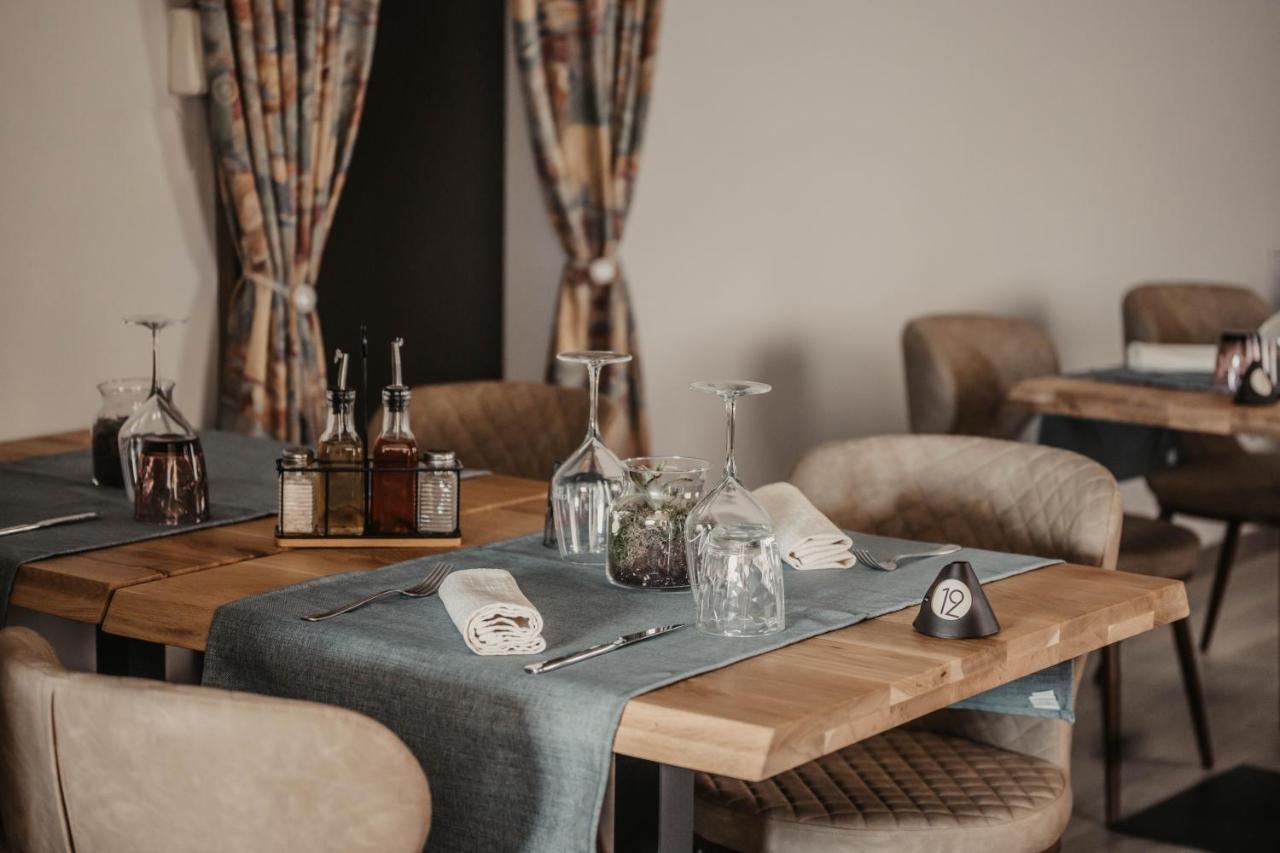 Albergo Ristorante Al Portico Gerra  Экстерьер фото