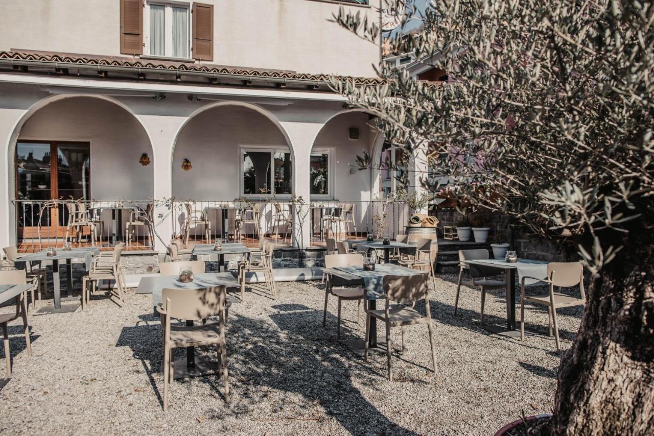 Albergo Ristorante Al Portico Gerra  Экстерьер фото